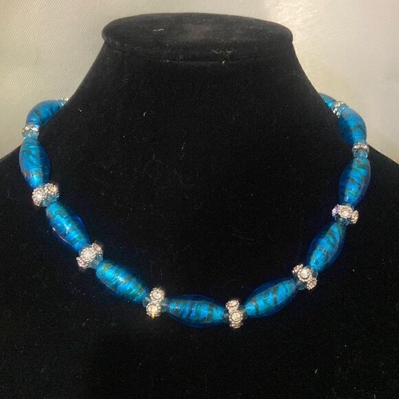 Jewelry - Blue Glass Bead Necklace